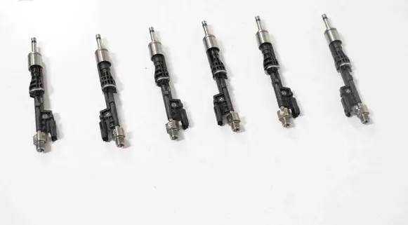 Fuel injectors set