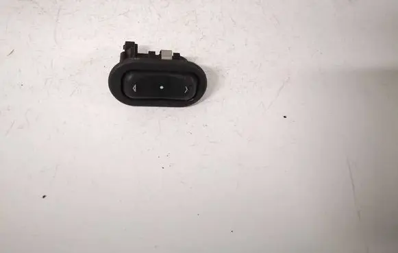 Opel Meriva A Electric window control switch 13363102