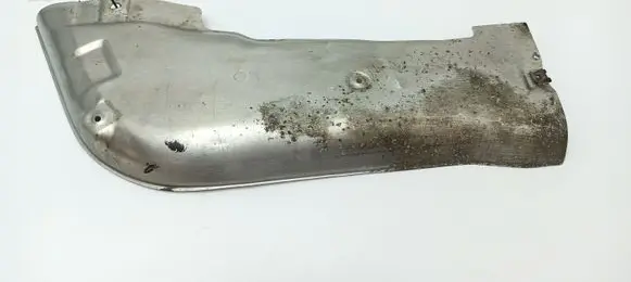 Mercedes-Benz 380 560SEC C126 Heat shield in engine bay 