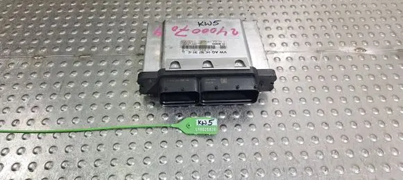 Skoda Fabia Mk3 (NJ) Engine control unit/module 04C907309AE