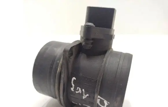 Volkswagen PASSAT B6 Mass air flow meter 074906461B