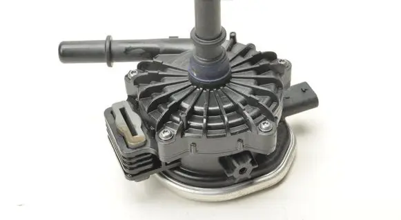 Volvo XC90 Water pump 31669539