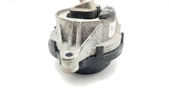 BMW X3 F25 Engine mount bracket 6856183