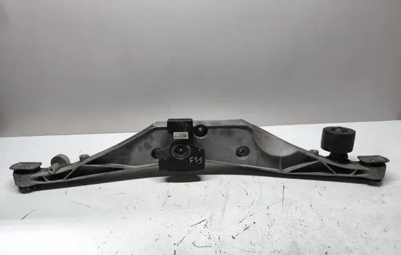 BMW X2 F39 Rear differential/diff mount bracket 6852896 ENAC46000 6868778