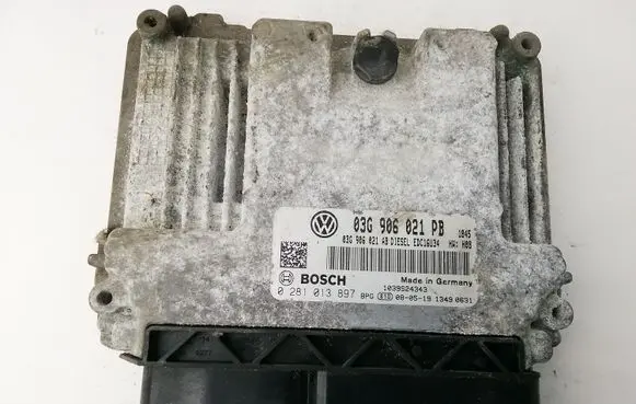 Volkswagen PASSAT B6 Engine control unit/module 03G906021PB 1039S24343 0281013897