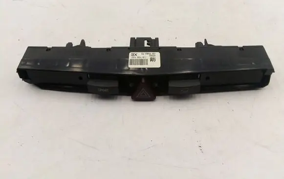 Opel Astra H Hazard light switch 13100107