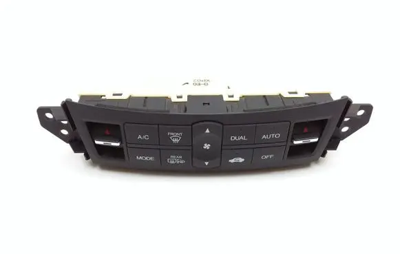 Honda Accord Climate control unit D08Y4