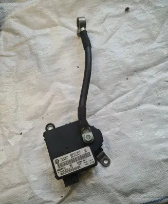 Audi A6 S6 C6 4F Power management control unit 4F0915181A 4F0910181E 199000013
