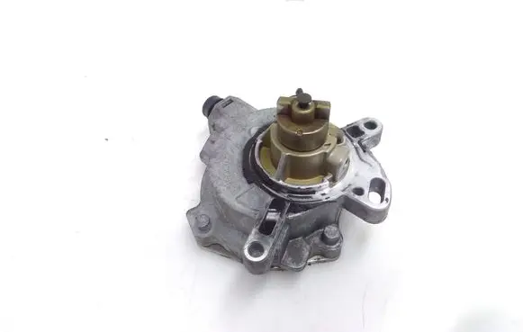 Ford Kuga II Vacuum pump DS7G2A451CB