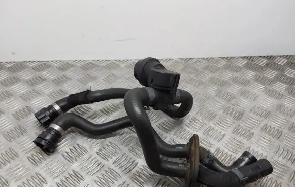 Audi Q5 SQ5 Engine coolant pipe/hose 8R0819374D 8R0819350 1J0819809