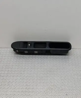 Peugeot 207 Electric window control switch E29786