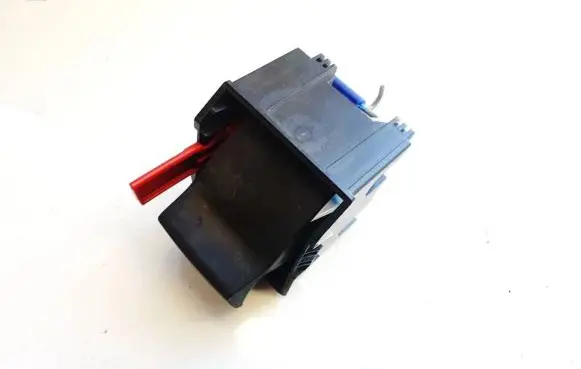 Opel Corsa E Seat back rest lock catch lg005550