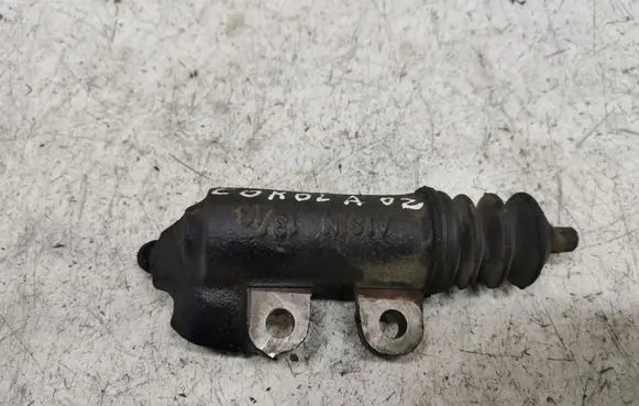 Toyota Corolla E120 E130 Clutch master cylinder