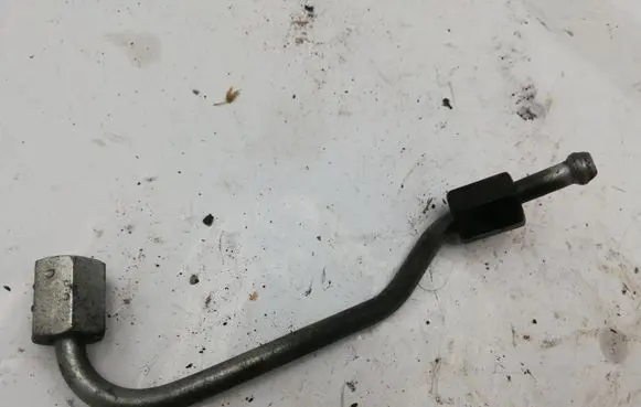 Honda CR-V Fuel injector supply line/pipe NOCODE
