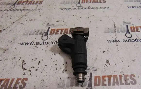 Mercedes-Benz ML W164 Fuel injector A0280155742