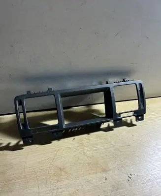 Dash center air vent grill