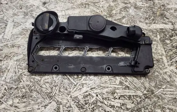 Audi A4 S4 B8 8K Rocker cam cover 03L103469A