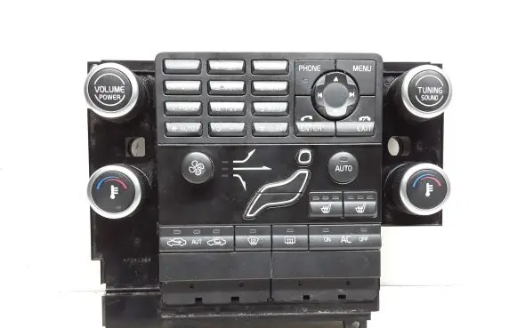 Volvo V70 Climate control unit 30782903