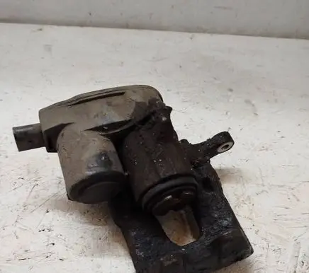 Hyundai i40 Rear brake caliper b0152009