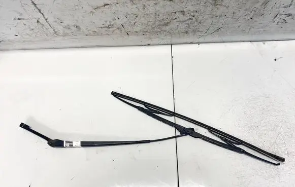 Audi A4 S4 B5 8D Front wiper blade arm 8D1955407D