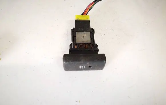 Fog light switch