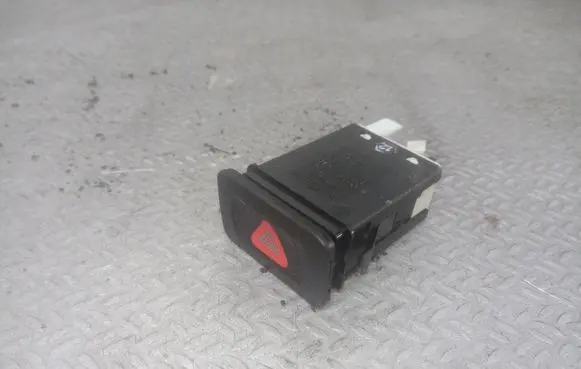 Volkswagen Golf IV Hazard light switch 1J0953235J