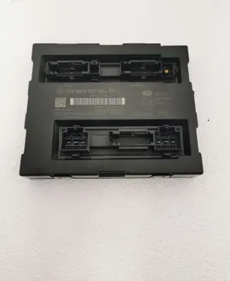 Audi A4 S4 B8 8K Comfort/convenience module 8K0907064DP 0125960738