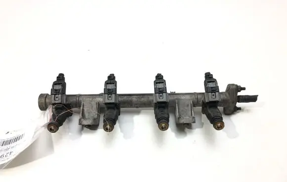 Hyundai Getz Fuel main line pipe