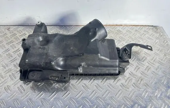 Honda Accord Air filter box cover 