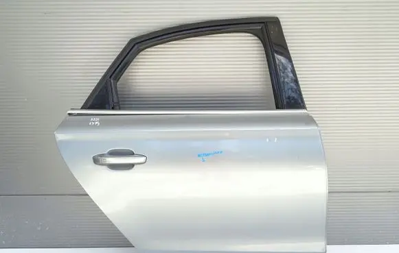 Audi A8 S8 D4 4H Rear door