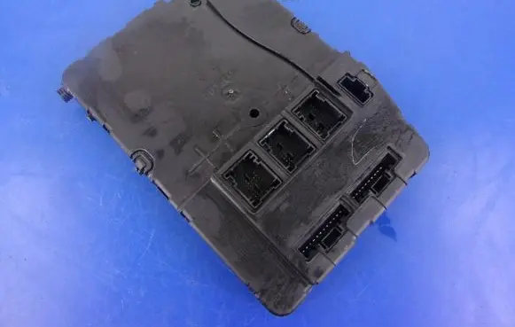Renault Megane II Engine control unit/module ECU 8200433198