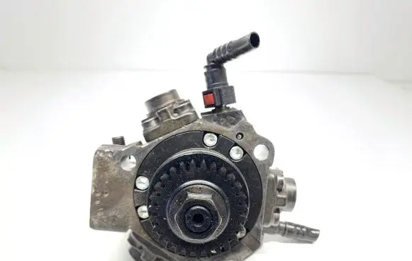 Renault Scenic III - Grand scenic III Fuel injection high pressure pump 8201045496
