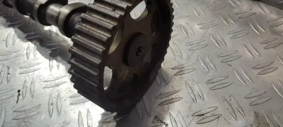 Ford Focus Camshaft pulley/ VANOS 