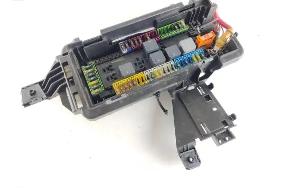 Mercedes-Benz GLE (W166 - C292) Fuse module