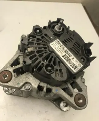 Renault Clio IV Generator/alternator 231003676R