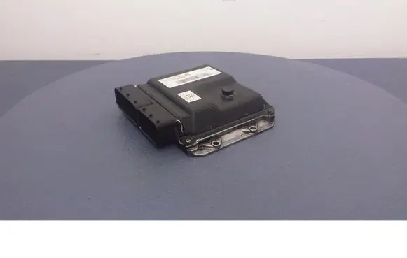 Opel Astra J Engine control unit/module ECU 55579443