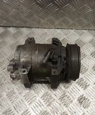 Volvo S60 Air conditioning (A/C) compressor (pump) 8684287 189E170468