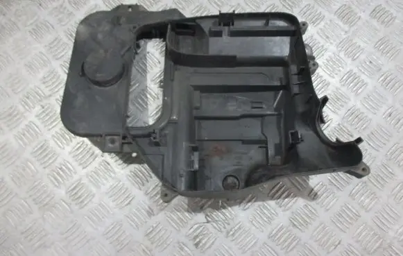 Audi A4 S4 B6 8E 8H Other engine bay part 8E1907355