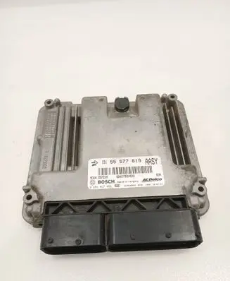 Opel Insignia A Engine control unit/module 55577619 55575349 0281017453