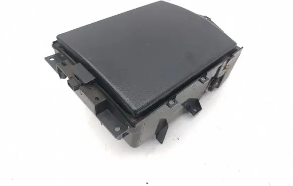 Nissan 350Z Glove box central console 68924CD000