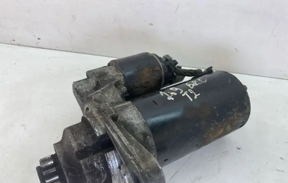 Volkswagen Touran I Starter motor