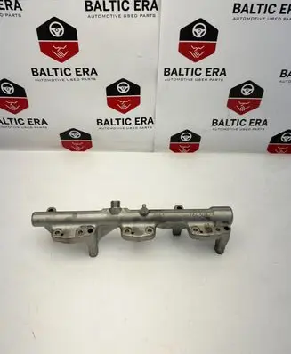 BMW 4 F32 F33 Fuel main line pipe 7643082