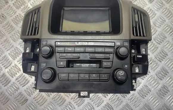 Lexus RX 300 Radio/CD/DVD/GPS head unit 8611048030 50102990 50103094