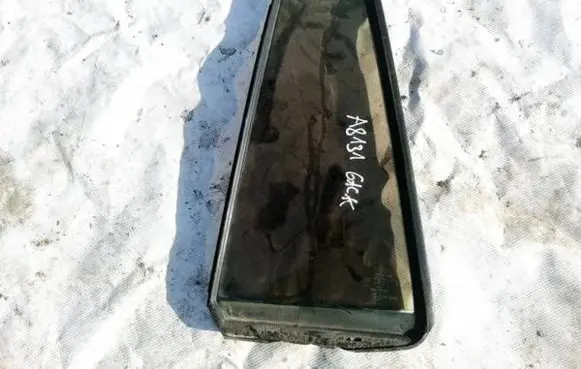 Mazda Premacy Rear vent window glass 