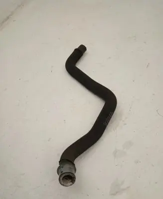 Mercedes-Benz CLS C218 X218 Engine coolant pipe/hose A2125015584