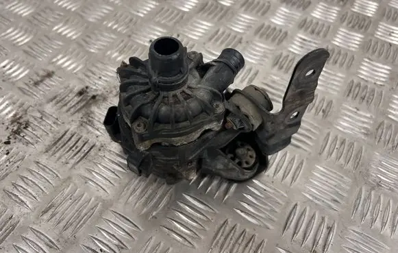 BMW X6 M Electric auxiliary coolant/water pump 7584088