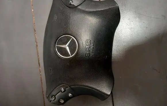 Mercedes-Benz C W203 Steering wheel airbag 157820