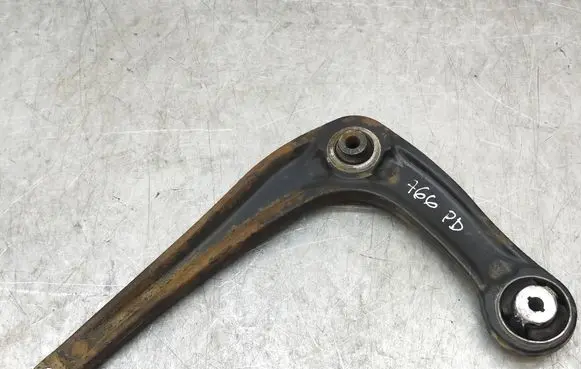 Peugeot Expert Front lower control arm/wishbone 9816863580