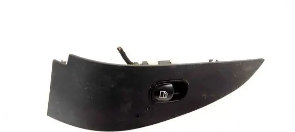 Mercedes-Benz C W203 Electric window control switch A2037270228