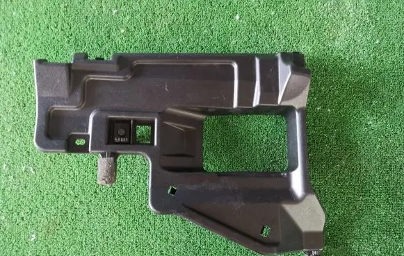Toyota RAV 4 (XA40) Dashboard lower bottom trim panel 55641-42050